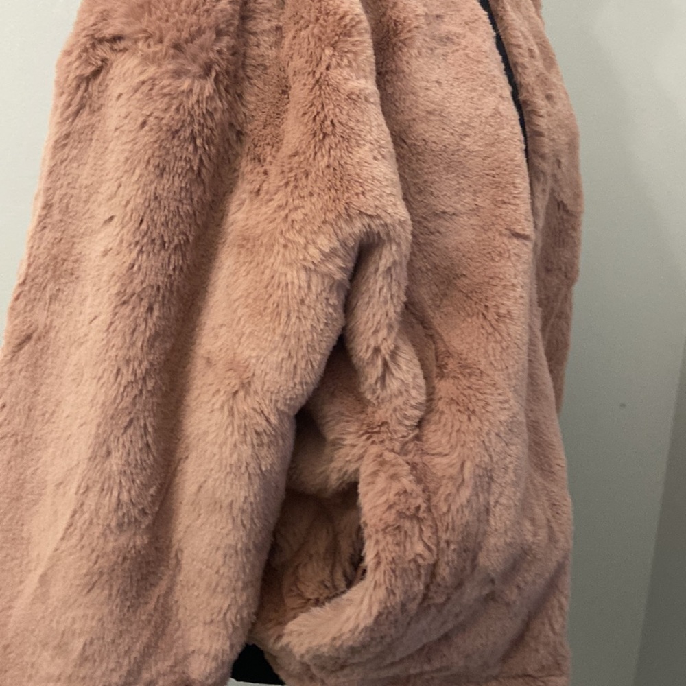 Gorgeous/Cozy Lucky Brand Faux Fur Jacket, Dusty Rose, Size Large - Picture 9 of 15